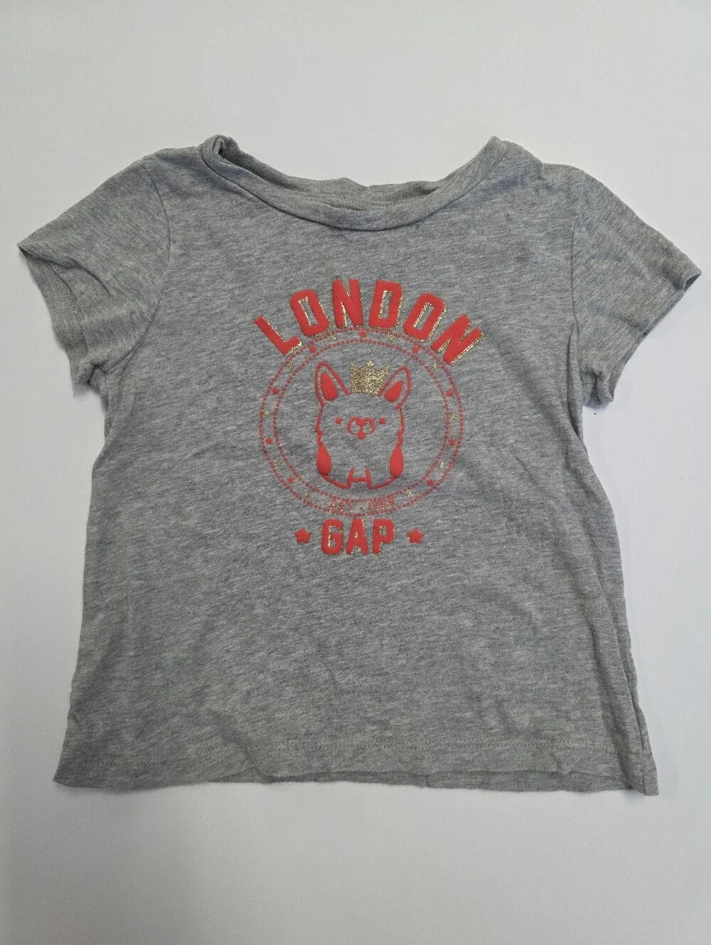 GAP Grey Tee with Red London Graphic and Gold Accent